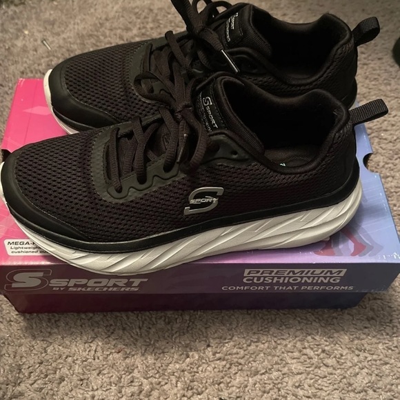 S sport by sketchers - Picture 5 of 5